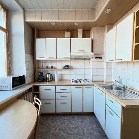 A Cozy With A Wonderful View Of The River In The Old Town Of