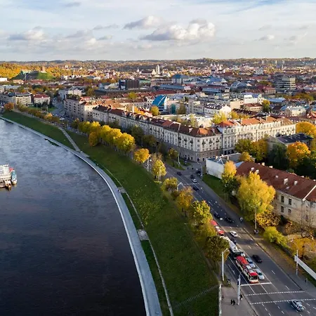Apartament A Cozy With A Wonderful View Of The River In The Old Town Of Wilno