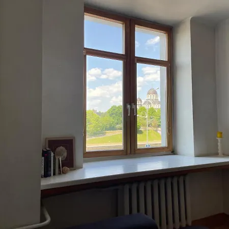 A Cozy With A Wonderful View Of The River In The Old Town Of Apartament