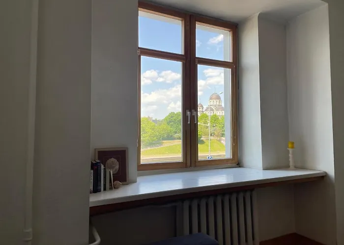 A Cozy With A Wonderful View Of The River In The Old Town Of Apartament